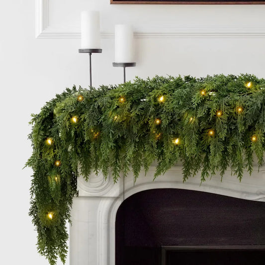 2025 HOT SALE💥 Pre-lit Christmas Cedar Garland